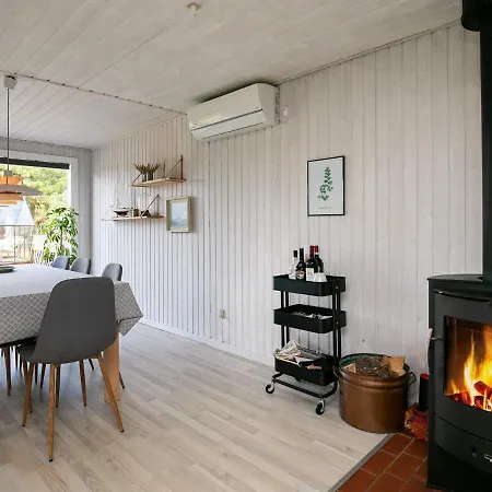 Holiday home 6 Person In Hals