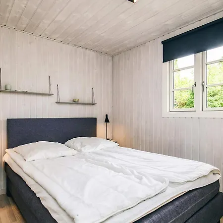 Vakantiehuis Bright Cottage By The Lagoon-By Traum *