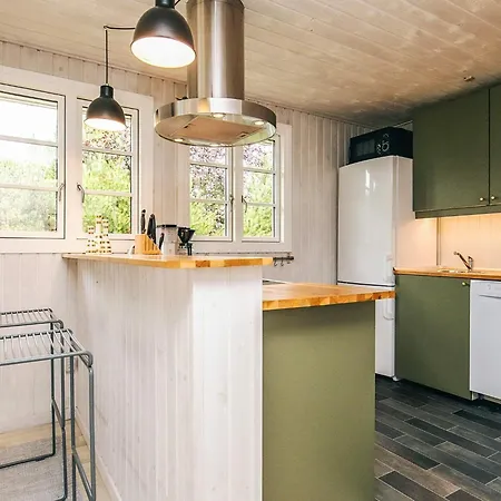 Bright By The Lagoon-by Traum * Халс