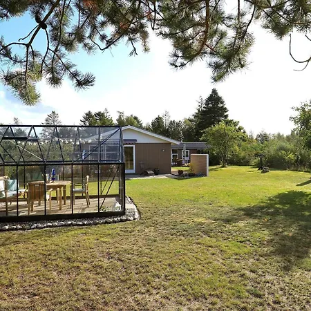 Bright By The Lagoon-by Traum *